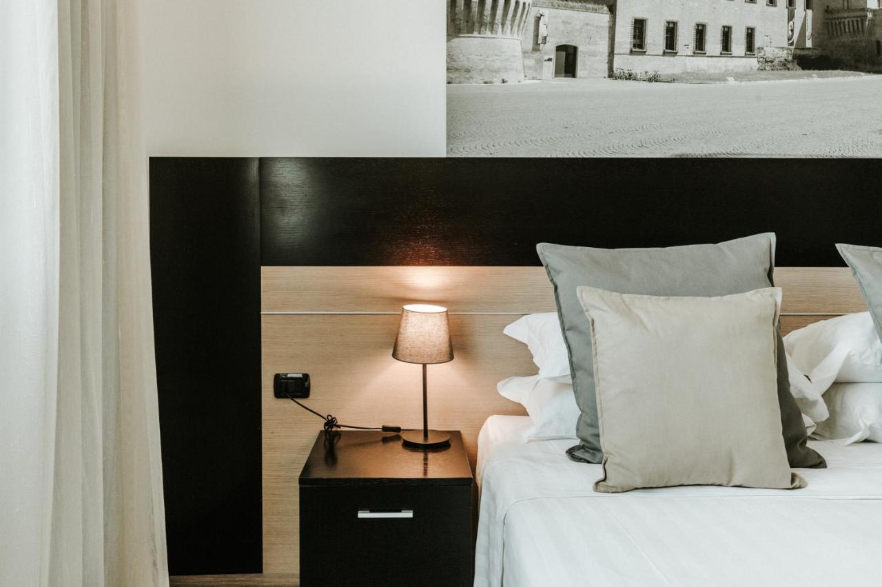 Hotel Carpi Esterno foto