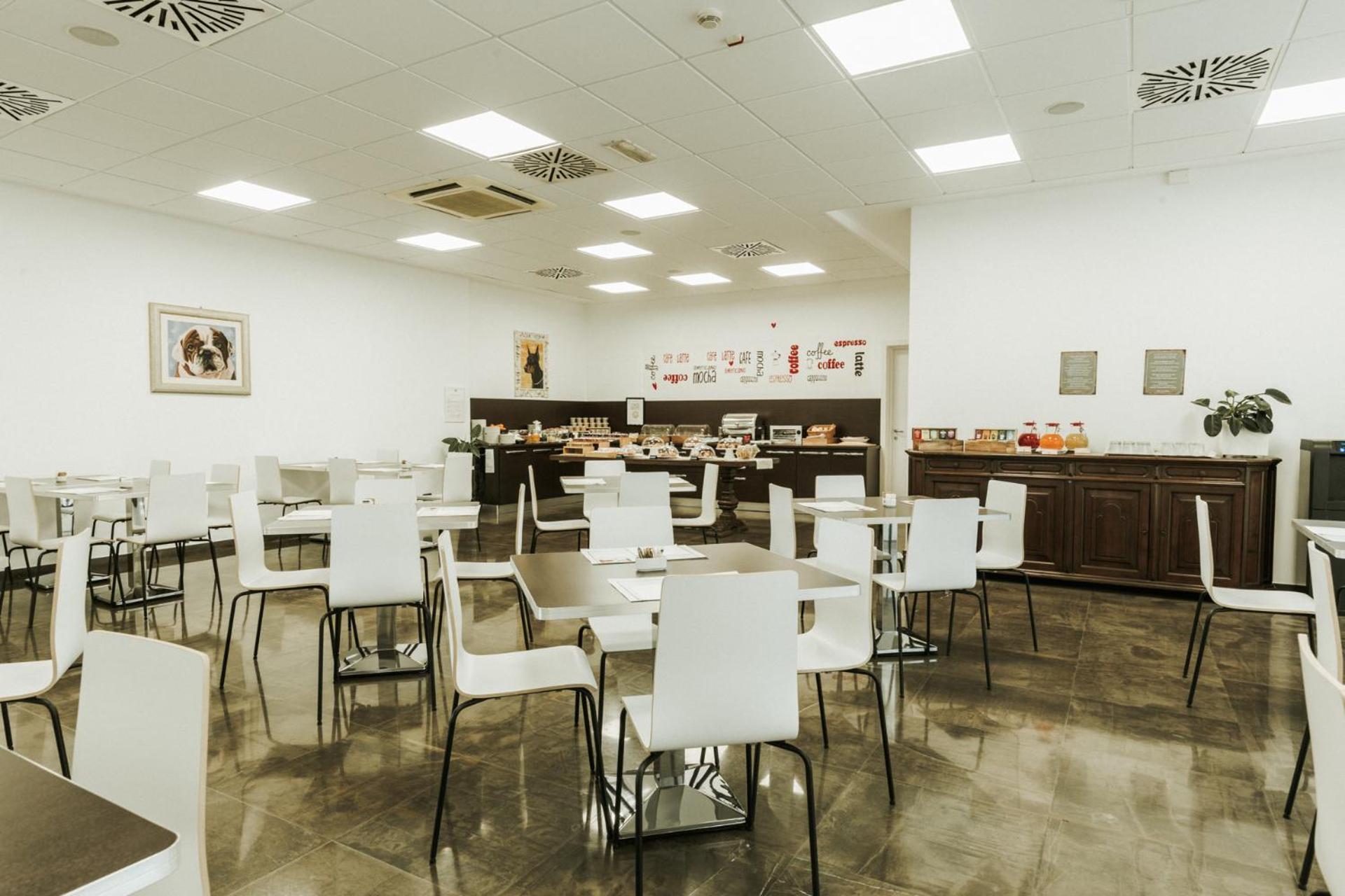 Hotel Carpi Esterno foto